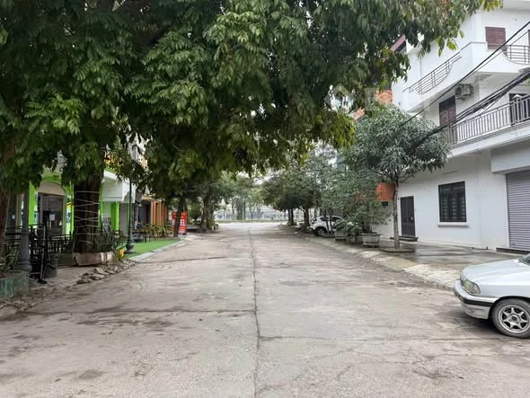 Bán lô đất phân lô rẻ nhất gần Sản Nhi, gần cầu Bông Lau Diện tích: 80 m2, mặt 4 m