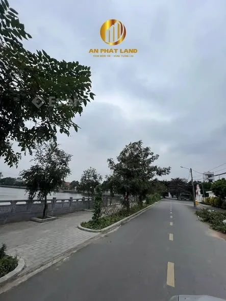 BÁN ĐẤT MẶT ĐƯỜNG CHÍNH NINH MỸ – TRƯỚC TRƯỜNG MẦM NON, THÔNG QL38B DT 104,7m² | MT 4,9m | Hướng Tây