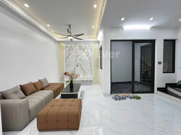 SIÊU PHẨM NHÀ PHỐ CẨM BÌNH Nhà phố 2 tầng mới tinh, vị trí đẹp gần Quảng Trường, Cafe Nhật Nam