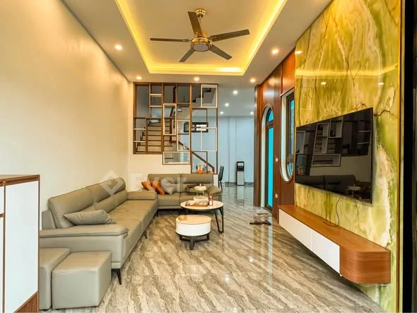 CỰC GẤP bán nhà Cẩm thạch dốc Việt Kiều full nội thất cực phẩm