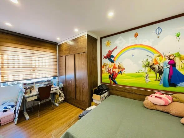 BÁN CC LIDECODiện tích 74m, 2 ngủ, 2 vệ sinh.Tầng đẹp, toà B, mặt ngoài view đường Trần Hưng Đạo