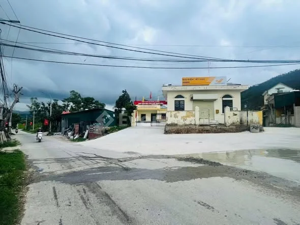 HƠN 600 TRIỆU CÓ Ô ĐẤT KHU PHỐ MINH HOÀPHƯỜNG ĐÔNG MAI - TX QUẢNG YÊN