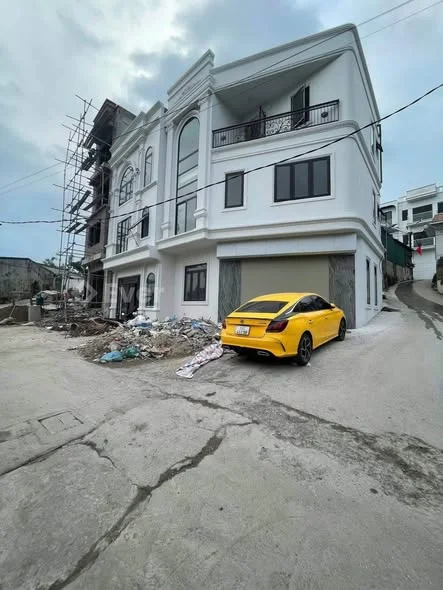 Bán Nhà 3 Tầng Ngõ 28 Cao Xanh - Cách đường trần phú 150m Dt 52,3m / Mt 6m / Hướng ĐN