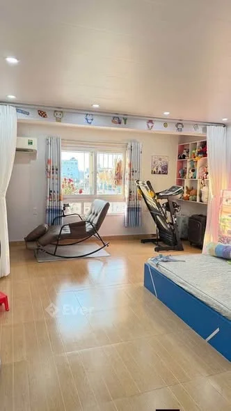 BÁN CHUNG CƯ C12 – CAO XANH | VÀO Ở NGAY • Diện tích: 2 phòng ngủ • 1 phòng vệ sinh