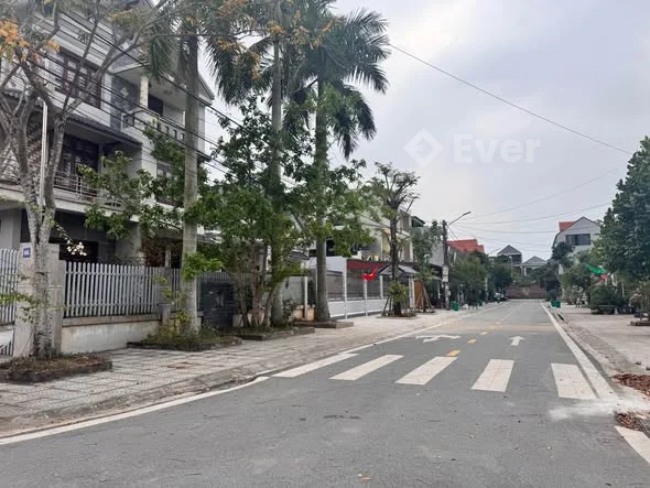 LÔ ĐẤT ĐỒI ĐỈNH VIÊN – KHU 4 THANH SƠN, UÔNG BÍ