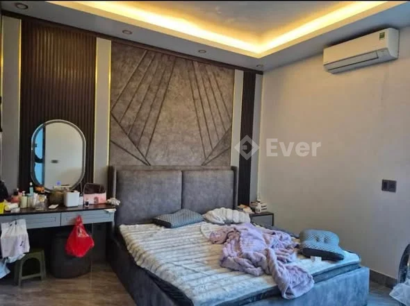 Bán nhà 2 tàng lô góc dân xây tại Hà Phong Sổ đỏ 100m2 đất nở hậu quay đông nam