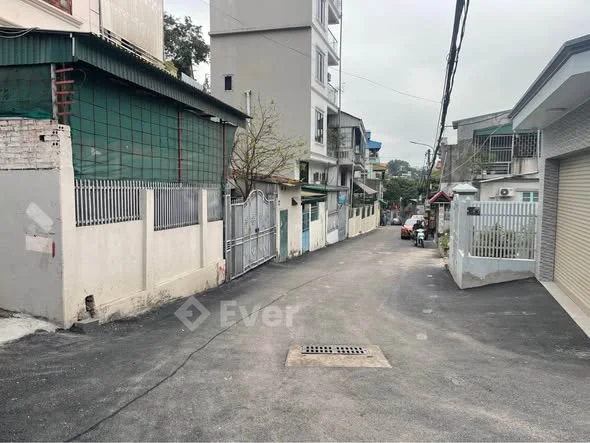 Bán ô đất yết kiêu - Gần trường võ thị sáu Diện tích : 77,7 m Hướng : bắc