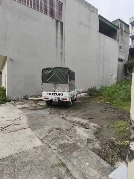 Cc bán 2 ô đất Bò Sính. Diện tích 81m2 mt 4,5m Hướng Đông Nam ( Hướng Lành)