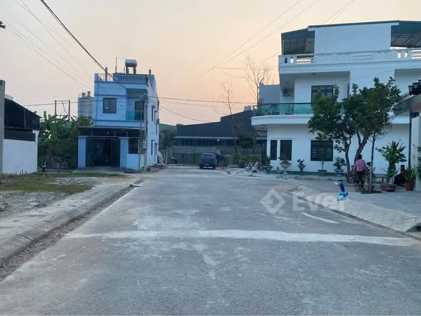 Chính chủ Gia đình em bán mảnh đất 127m2. Mặt tiền 5m. Vỉa hè 1m. Hướng Đông BắcTại MB18 An Hưng P