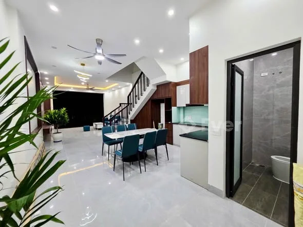 BÁN NHÀ 3 TẦNG – 2 MẶT TIỀN – NGAY CÔNG VIÊN NƯỚC ĐÔNG HƯƠNG - Thỏa thuận - 63m²