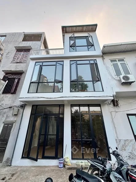 BÁN NHÀ 3 TẦNG – HÀN MẶC TỬ | GẦN HỒ ĐỘI CUNG Vị trí cực đẹp