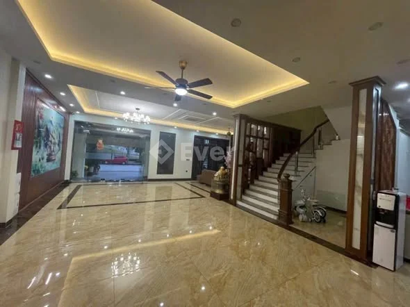 NHÀ HIẾM!BÁN BĐS Ở KẾT HỢP KINH DOANH, MB 530, HẠC THÀNH MỚI THANH HOÁ. DT 160M2, MT 10M, 3 TẦNG.