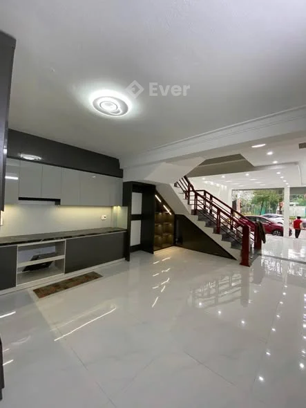 BÁN NHÀ 4 TẦNG ĐẸP LONG LANH PHỐ NGÔ THUYỀN ( QUẢNG THẮNG )