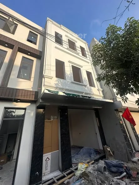 CĂN NHÀ 3 TẦNG_ LÊ CẢO_GẦN HỒ CÁ HIỀN HOA_PHƯỜNG ĐÔNG SƠN