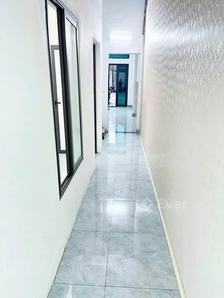 Bán nhà Nguyễn Tĩnh Đông Hương cạnh Chợ đầu mốiDT: 64m2 rộng 4,1m nở hậu, sổ đỏ cầm tay