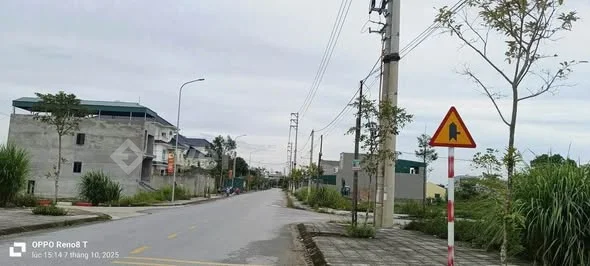 Chính chủ cần ra nhanh lô đất MBQH 7488 Đông quang DT 140m2MT 7m