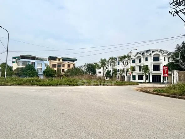 CHÍNH CHỦ GỬI BÁN LÔ ĐẤT MB 1876 – KĐT BÌNH MINH Diện tích: 80m²