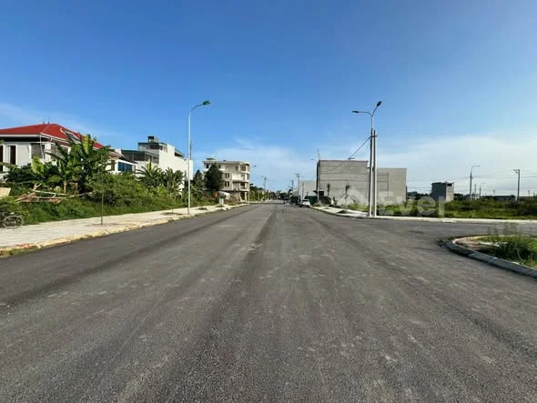 MB6804 PHÚ SƠN - TRỤC KINH DOANH 20M Gần Ngã Tư Trường Lái Phú Sơn - Thỏa thuận - 80m²