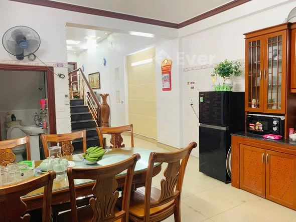 BÁN NHÀ 3,5 TẦNG CỐT LỆCH – PHÚ SƠN Gần cầu vượt Phú Sơn