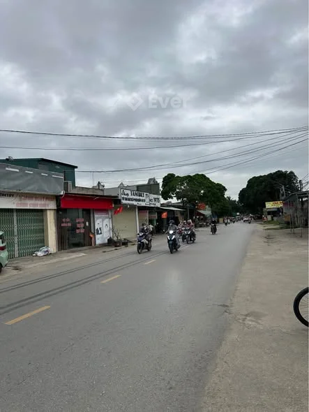 CHÍNH CHỦ BÁN NHÀ CẤP 4 – ĐƯỜNG 4A, P. NAM SẦM SƠN • Diện tích: 5 x 32,7 = 163m² • Full thổ cư 100%