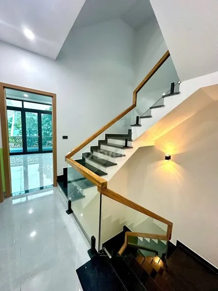 BÁN TRƯỚC TẾT – KĐT XUÂN HƯNG - VIEW CÔNG VIÊN Nhà 4 tầng mới KENG
