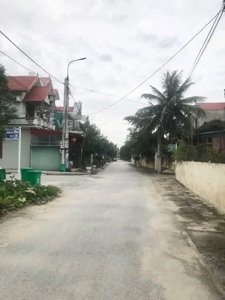 Chủ cần bán căn nhà tâm huyết 2 tầng tại Phố Đạo Sơn ( Thị trấn Bút Sơn)