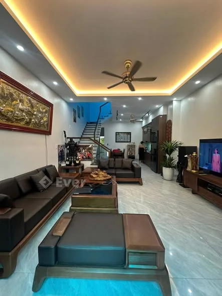 Chính chủ bán nhà 2 tầng full nội thất ở Đình Hương, Thanh Hóa, ngay 𝑯𝒂̣𝒄 𝑻𝒉𝒂̀𝒏𝒉 𝑷𝒍𝒂𝒛𝒂,