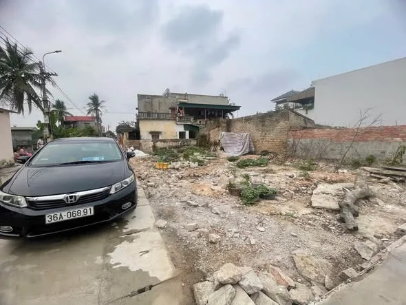 CẦN BÁN LÔ ĐẤT 2 MẶT TIỀN - GIÁ TỐT TẠI QUẢNG THỊNH - TP THANH HÓA