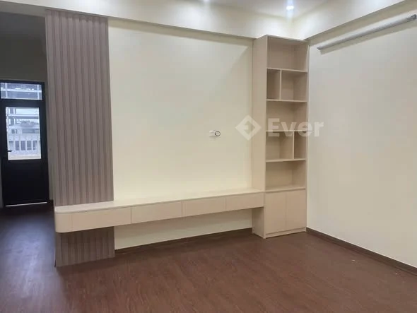 Bán căn Chung Cư Tân Thành Đ.Nguyễn Phục Nội thất bên trong đã đầy đủ tiện nghi chỉ việc chuyển vào