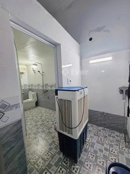 SIÊU HOT - CHỈ MỘT - Phường TÂN SƠN. - Nhà 2 tầng ở trục chính Phan Huy Ích, cách đường 39m