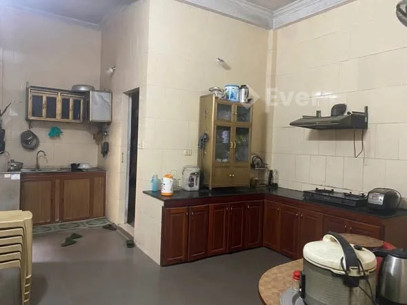 Bán nhà 2 tầng, khối 17 Hưng Bình, phường Thành Vinh, nghệ an DT= 141,2m2 ( 8,27x 17,50)