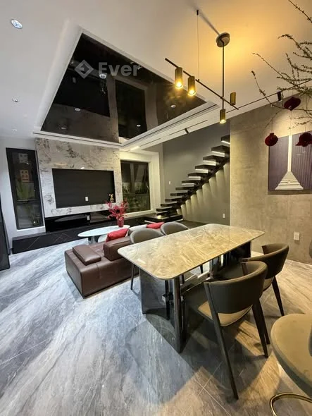 TẾT ĐẾN RỒI VÀO Ở THÔI NHÀ 3 TẦNG CĂN GÓC 2 MẶT TIỀN – P. HƯNG BÌNH