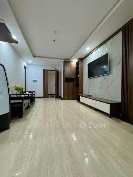 Chính chủ Bán chung cư cao cấp Saigon Sky.-Thiết kế: 2pn, 2 vs - 67m2.Full nội thất cao cấp