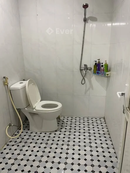 BÁN CHUNG CƯ VINHPLAZAMặt đường Mai Hắc Đế dt: 70m2, 2 ngủ 2 vs