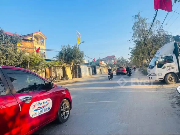 ĐẤT MẶT ĐƯỜNG NGUYỄN TRƯỜNG TỘ CÁCH ĐƯỜNG 72m MẤY BƯỚC CHÂN