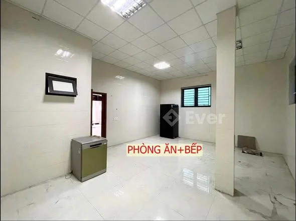 BÁ.N NHÀ GÓC 2 MẶT TIỀN – TRẦN QUỐC TOẢN Diện tích: 127m² được sử dụng 117m cực thoáng mát