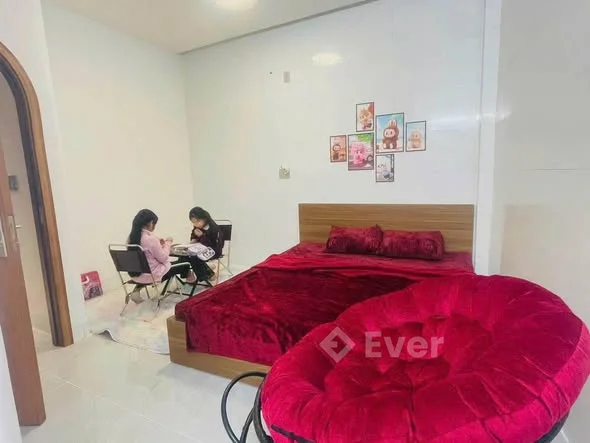 TRỜI ƠI!! Chủ mới gửi em Căn nhà 2 tầng Nghi Kim gần chợ Quán Bánh