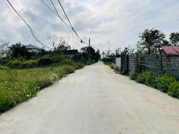 Bán lô đất xóm Trường Sơn, xã Nghi Trường Diện tích: 129,6m² (5 × 26,36)