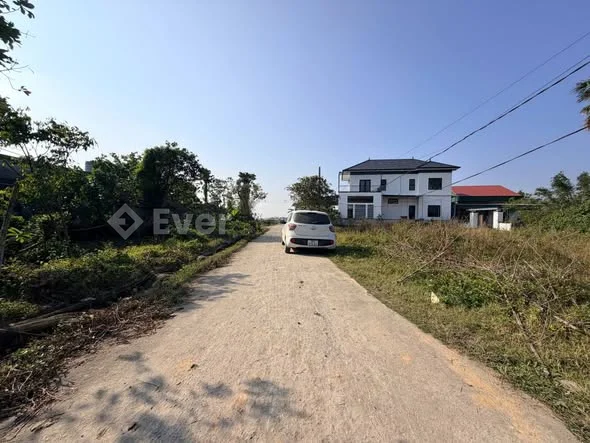 ĐẤT TDP MỸ TRIỀU _PHƯỜNG HÀ HUY TẬP ( TÂN LÂM HƯƠNG CŨ)Giá: 2tỷ 1xx