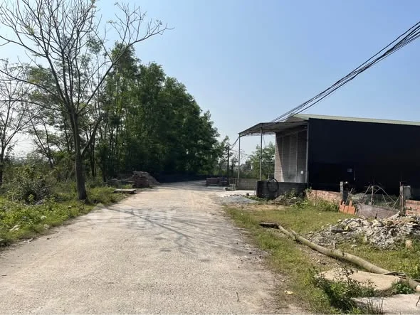 Bán lô đất lối 2 đường nguyễn hoành từ củ DT 6*18 Giá chỉ 19xxhướng đông nam