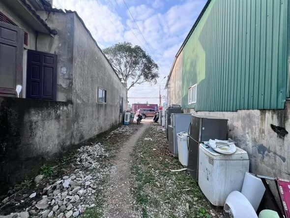 Bán đất 2 mặt tiền lối 2 mặt đường Nguyễn Xí Thôn Trung Hoà Thạch Tân ( cũ ) phường Hà Huy Tập Tp Hà