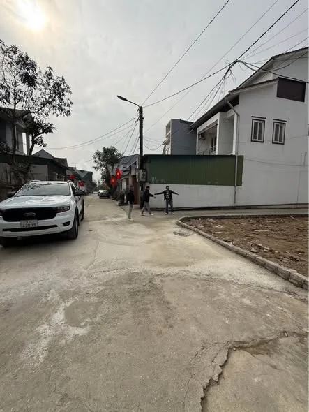 CHÍNH CHỦ CẦN BÁN ĐẤT NGÕ ĐƯỜNG NGUYỄN CHÍ THANH HƯNG ĐÔNG.