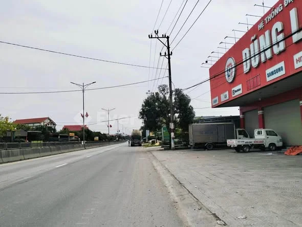 Lô đất hiếm hoi mặt tiền QL1A Quảng Thọ Diện tích: 6mx40m full đất ở - Thỏa thuận - 240m²