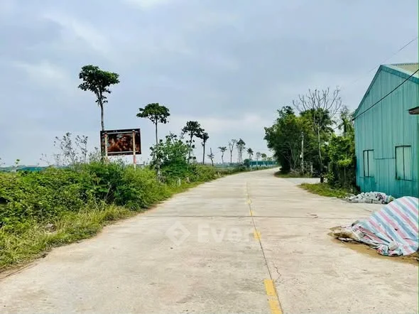 LÔ MẶT ĐƯỜNG NGUYỄN XÍ – THÔN QUYẾT TIẾN – XÃ THẠCH XUÂN – HÀ TĨNH