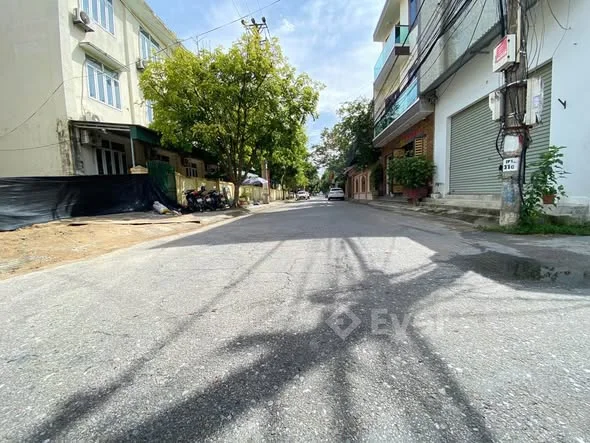 Bán ốt kinh doanh 2 mặt tiền đường Nguyễn Tuấn Thiện, phường Trần Phú