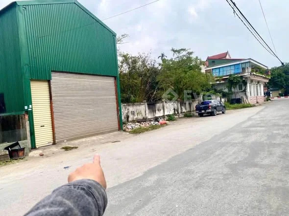 BÁN LÔ ĐẤT TẶNG XƯỞNG TÔN MẶT ĐƯỜNG XUÂN THÁI ở K. 6 Phường Quán Bàu - Thỏa thuận - 120.7m²