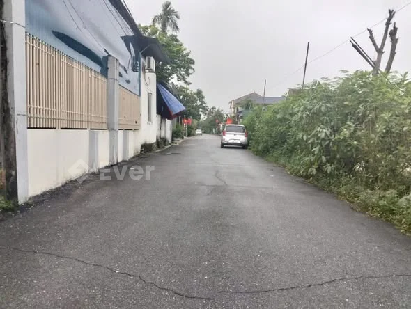 Đất Tổ 6, Đại Nài - Phường Thành Sen - HÀ TĨNHDiện tích: 100m² (5x20)Giá: 1 tỷ Xxx - Thỏa thuận - 100m²