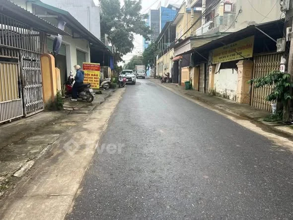 Sổ hồng cầm tay, Công chứng ngay vẩn đượ cMặt tiền Hà Huy Tập - Đông Hà