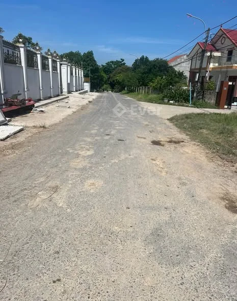 Mặt tiền Lê Anh Xuân - Bắc Lý - Đồng Hới - QB chỉ 1.2..