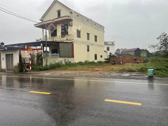 Mặt tiền kinh doanh Lý Thái Tổ Dt : 5 x 45Hướng: BắcMặt tiền kinh doanh, buôn bán...Giá: 1.8xx